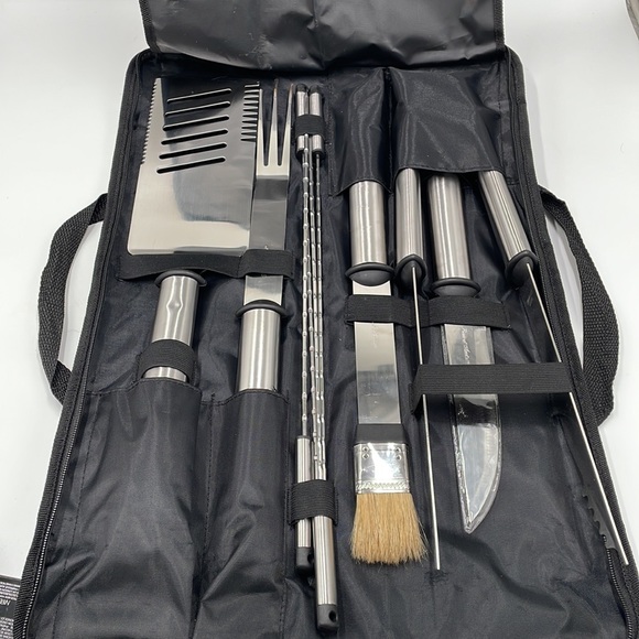 - Seghesio Family Vineyards Stainless Steel BBQ Set with Case - Picture 3 of 8